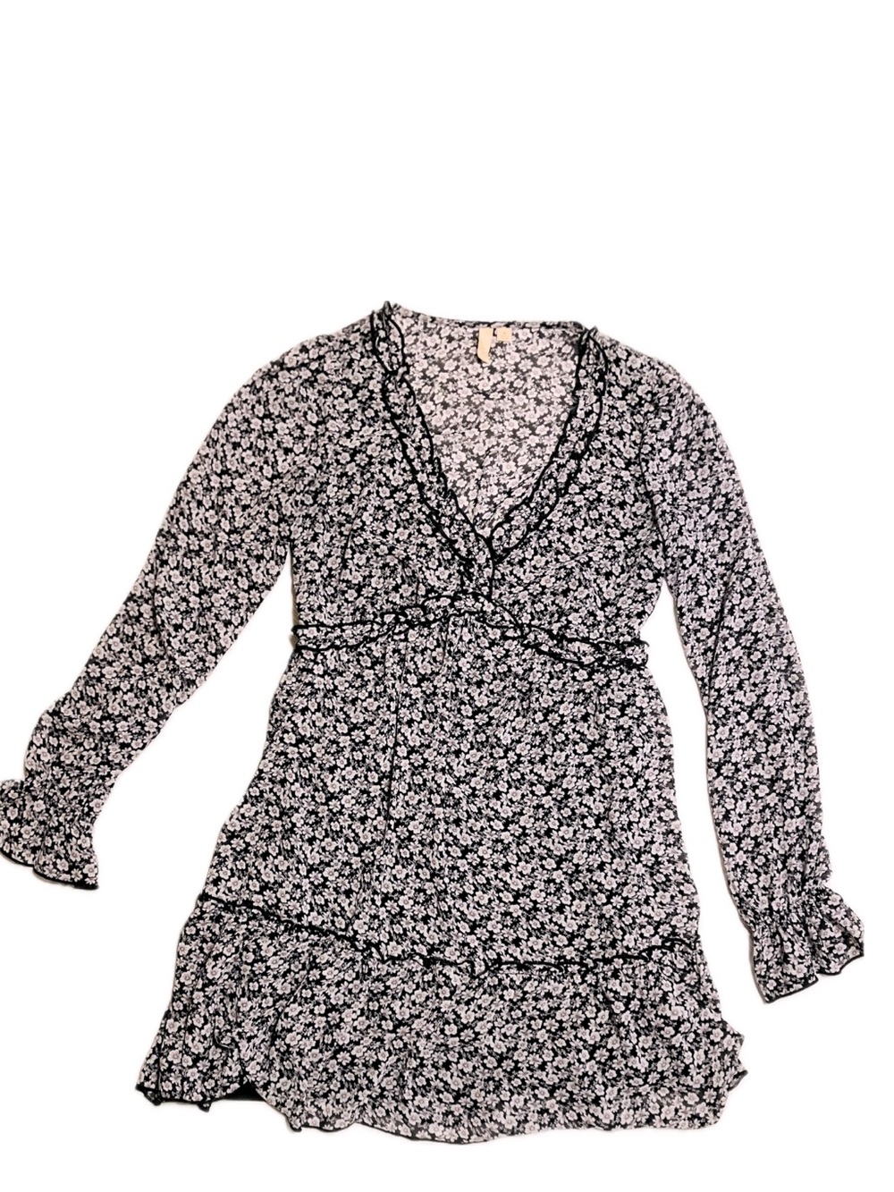 Lucky Brand Flirty Flouncy Floral Mini Dress Long Sleeve V-Neck Black/Purple - M
